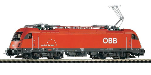 locomotive electrique PIKO LOCOMOTIVE E RH1216 AC OBB     